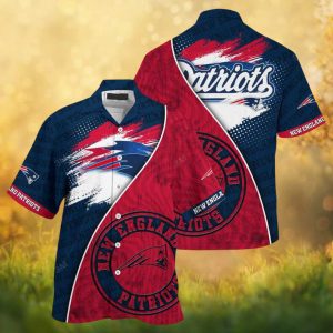 New England Patriots Distressed Paint Splatter Crest Hawaiian Shirt