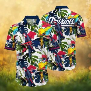 New England Patriots Parrot & Tropical Jungle Floral White Hawaiian Shirt