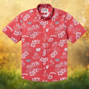 Reyn Spooner Wisconsin Badgers NCAA Scenic Hawaiian Shirt